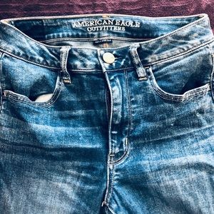 AMERICAN EAGLE 🦅 SIZE 6 HI-RISE JEGGINGS
